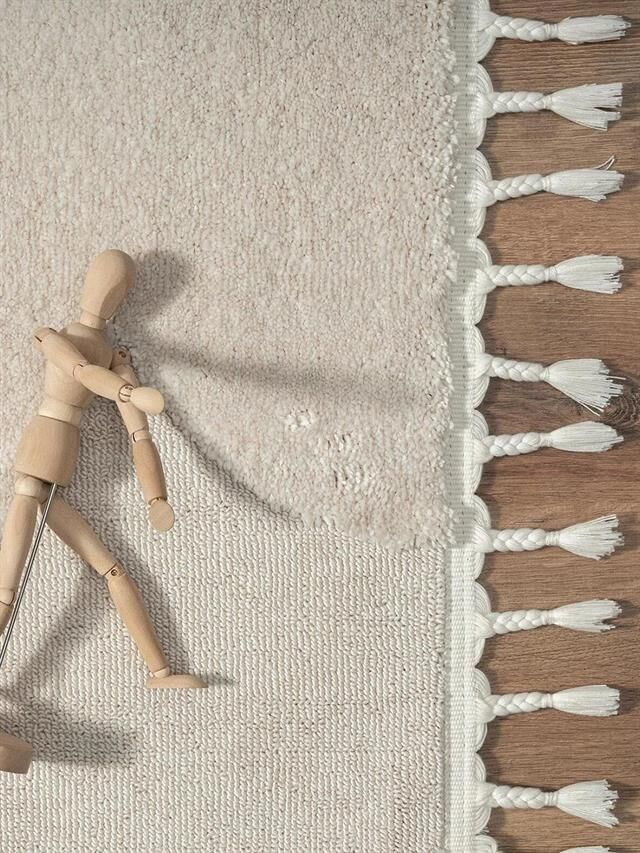 Tiny Kids Gözlüklü Tavşan Desenli Gri Halı