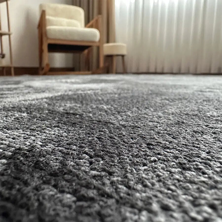 Velvet Touch İpeksi Dokuma Pamuk Viskon Parlak Halı Antrasit Gümüş